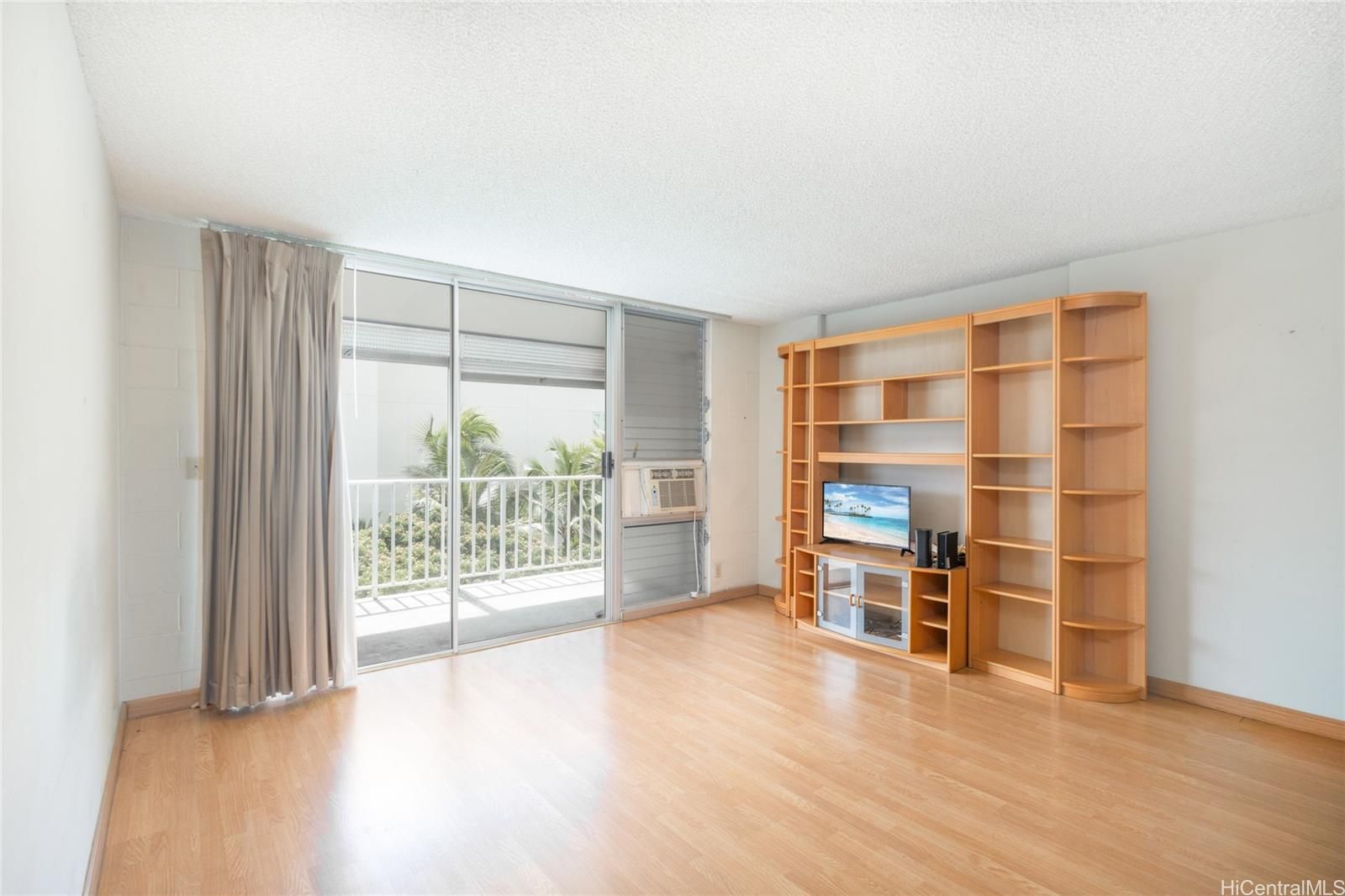 Atkinson Plaza Unit 801 in ALA MOANA