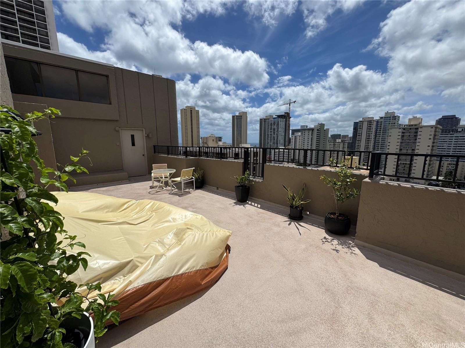 Leisure Heritage Unit 2 in WAIKIKI
