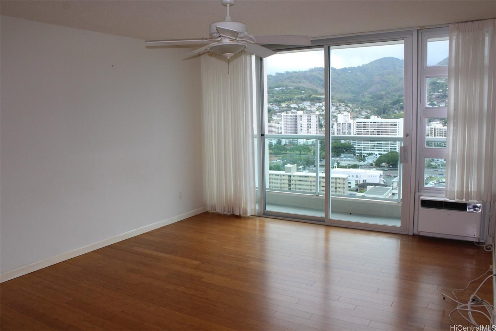 1450 Young Unit 2506 in MAKIKI AREA