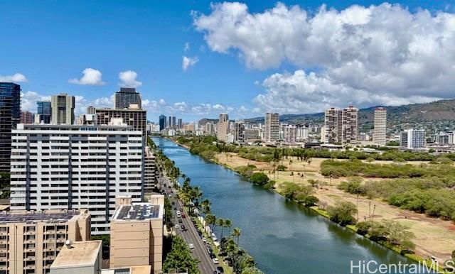 Monte Vista Unit 2205 in WAIKIKI