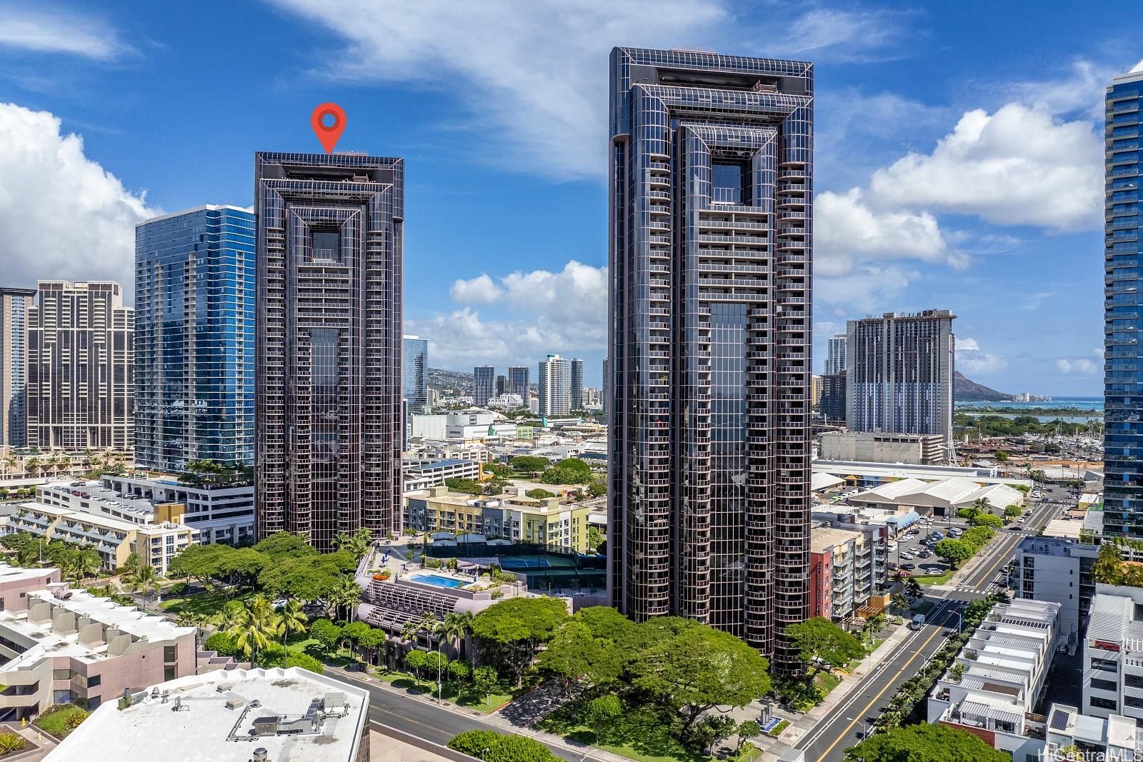 One Waterfront Tower Unit 503 in KAKAAKO