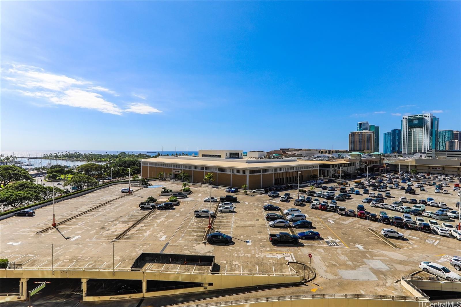 Ala Moana Hotel Condo Unit 956 in ALA MOANA