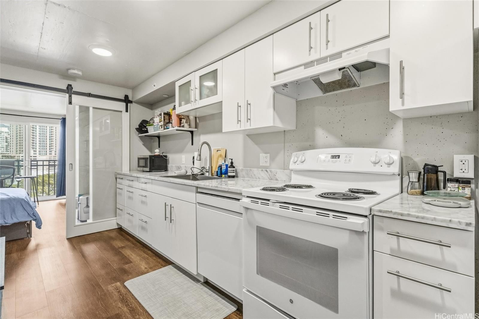 The Block 803 Waimanu Unit 702 in KAKAAKO