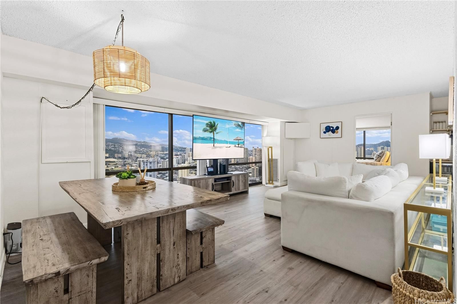 Century Center Unit 3803 in MCCULLY