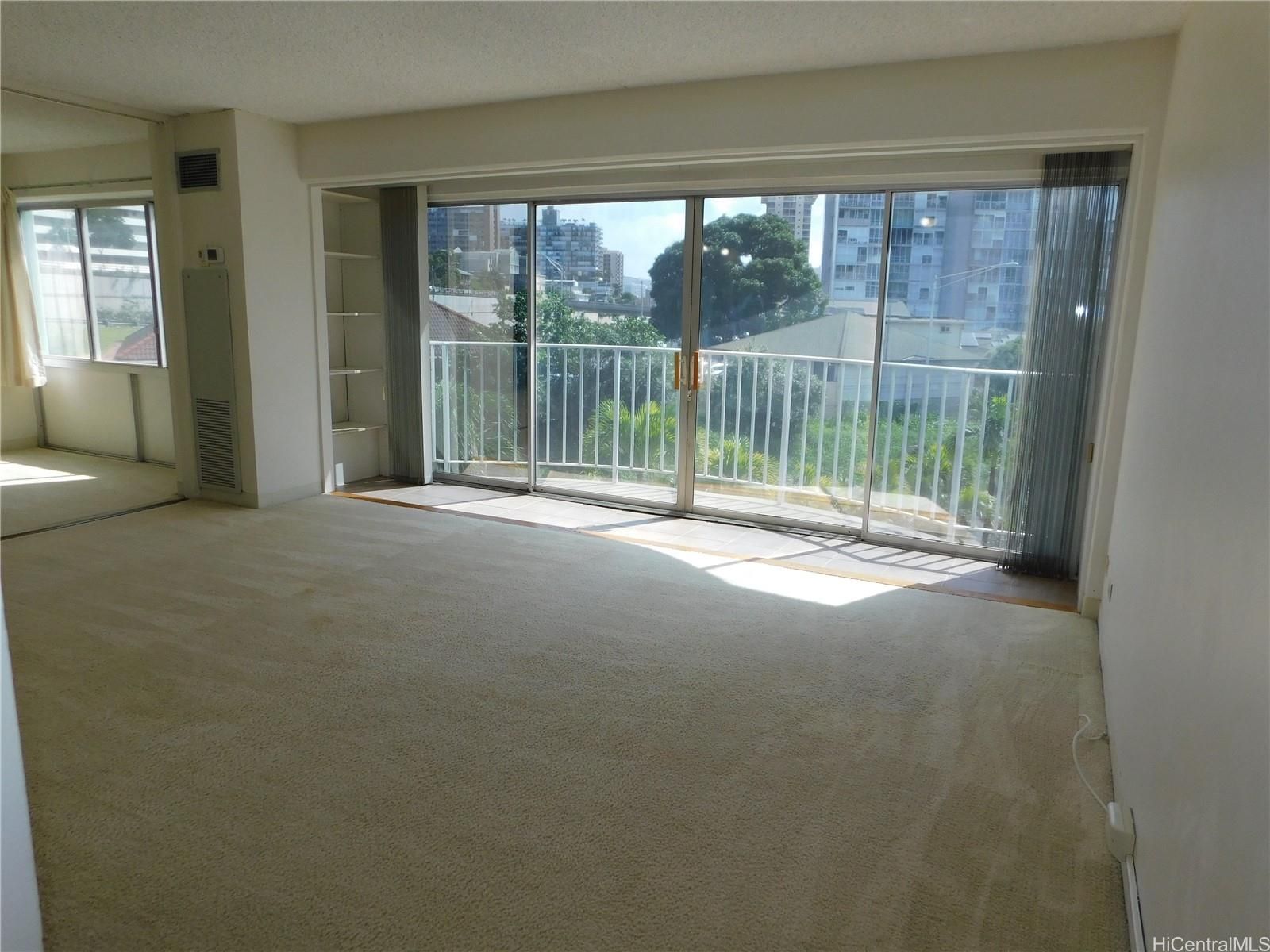 Lunalilo Tower Unit 301 in PUNCHBOWL-LOWER
