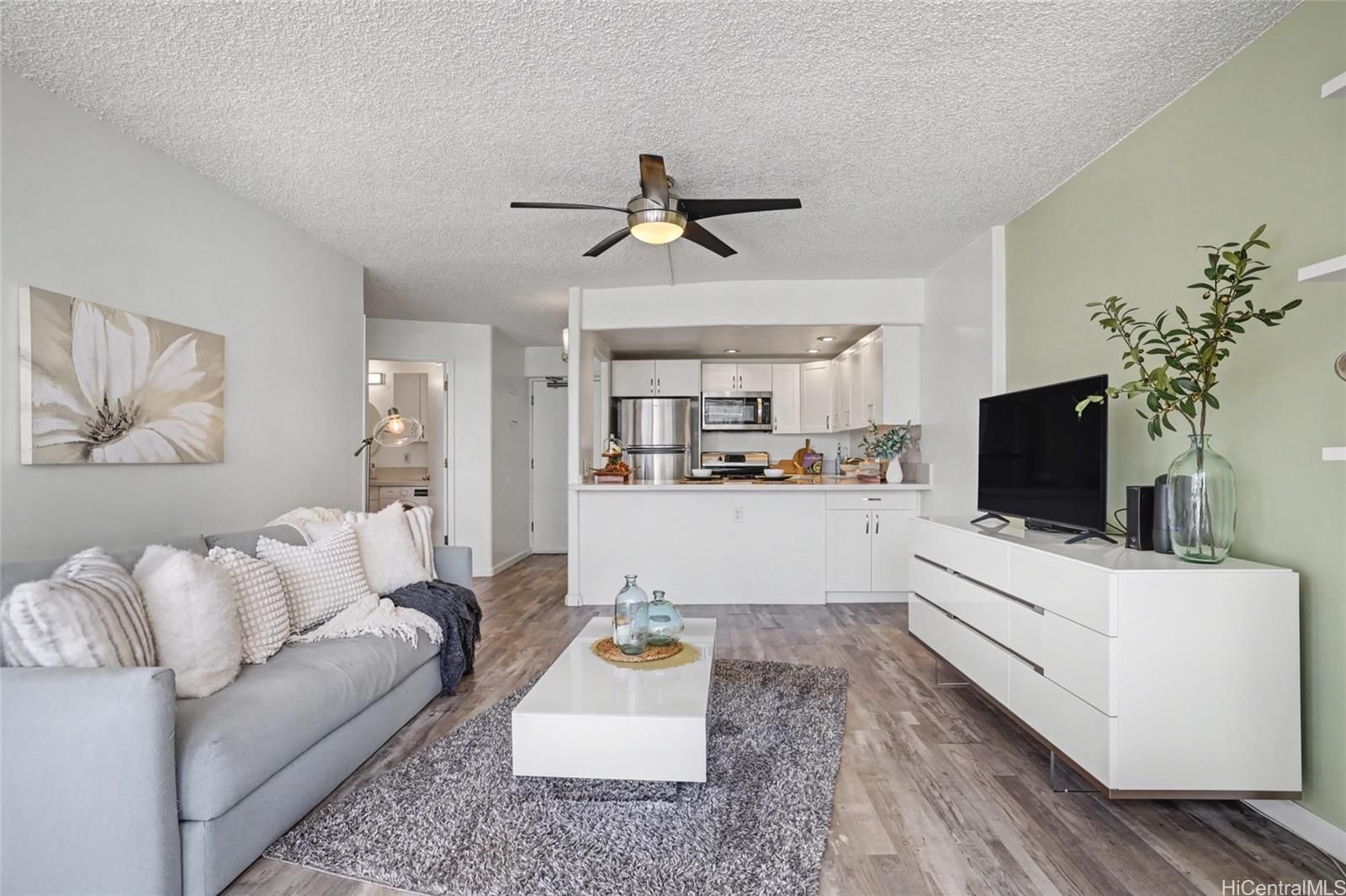 Atkinson Plaza Unit 1006 in ALA MOANA