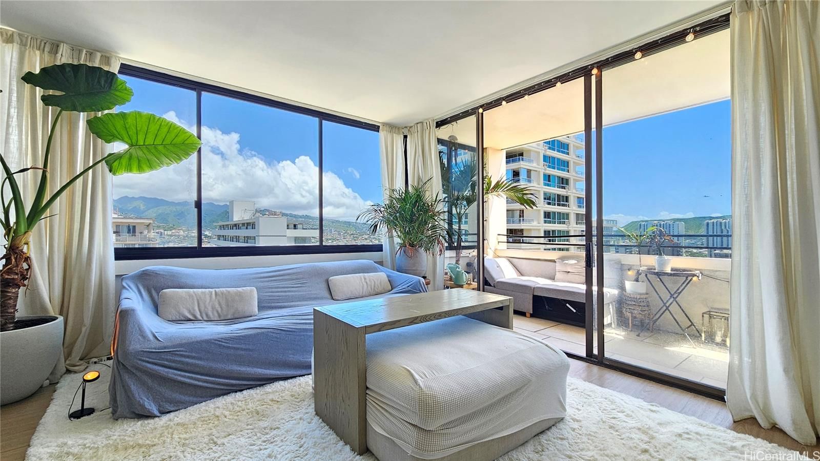 Waikiki Skytower Unit 2202 in WAIKIKI
