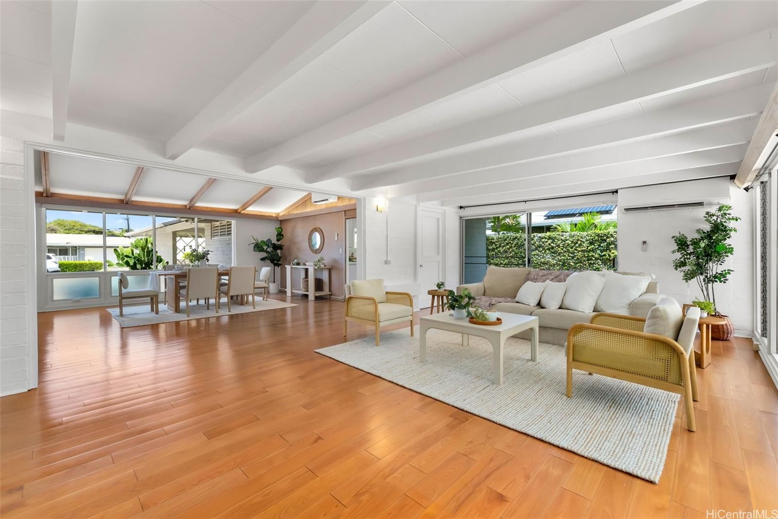 1081 Makaiwa St , Honolulu, HI, 96816 in KAHALA AREA