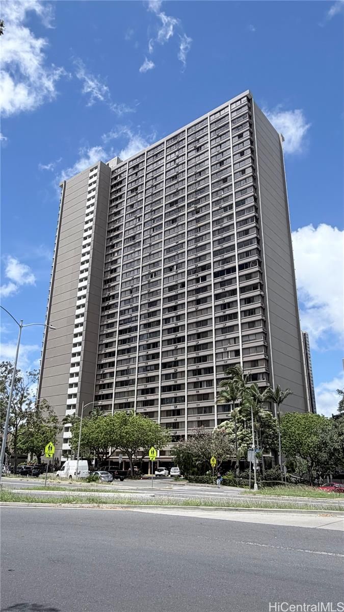 Kukui Plaza Unit D208 in DOWNTOWN