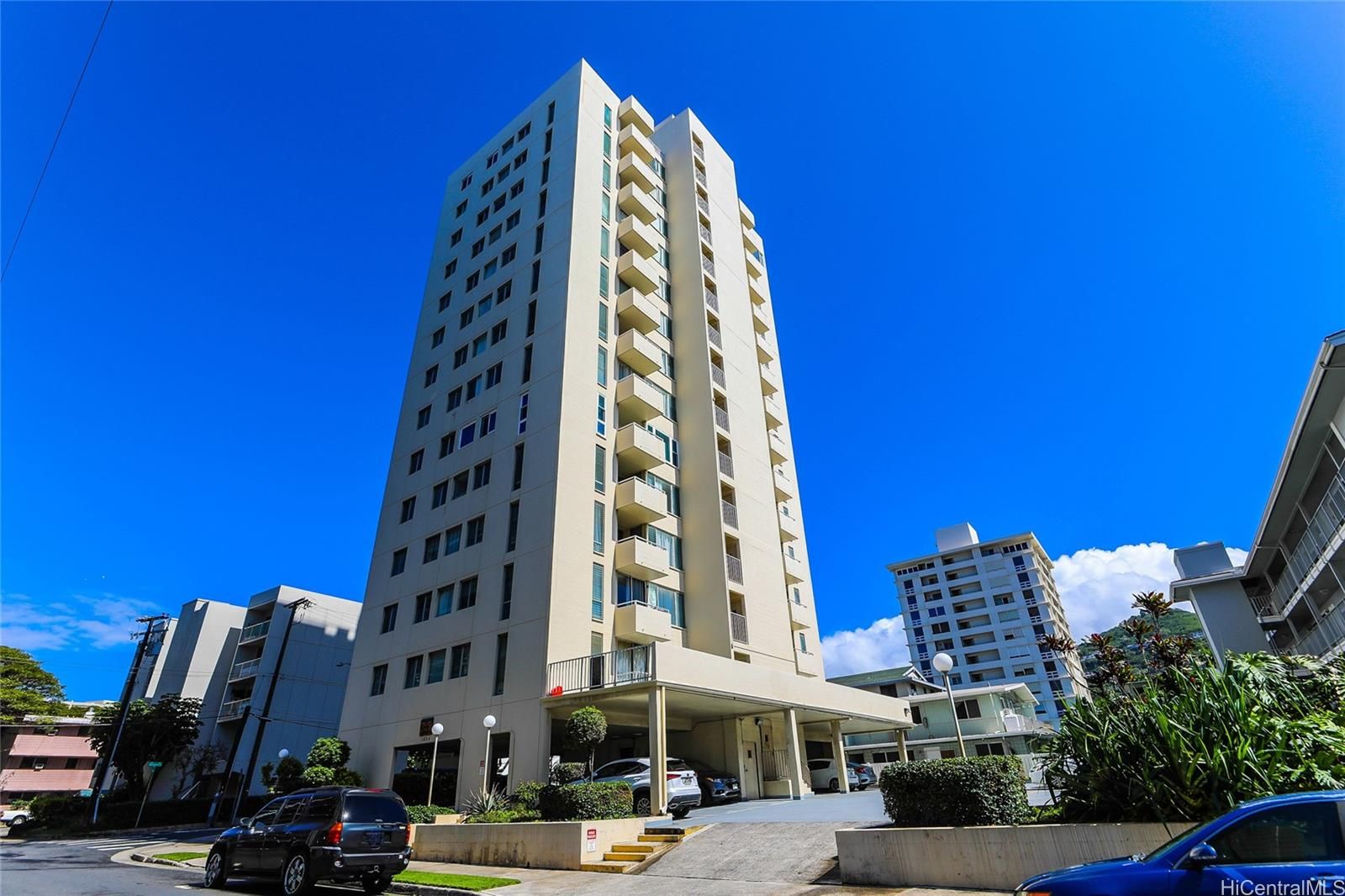 Pulelehua Unit 603 in PUNAHOU