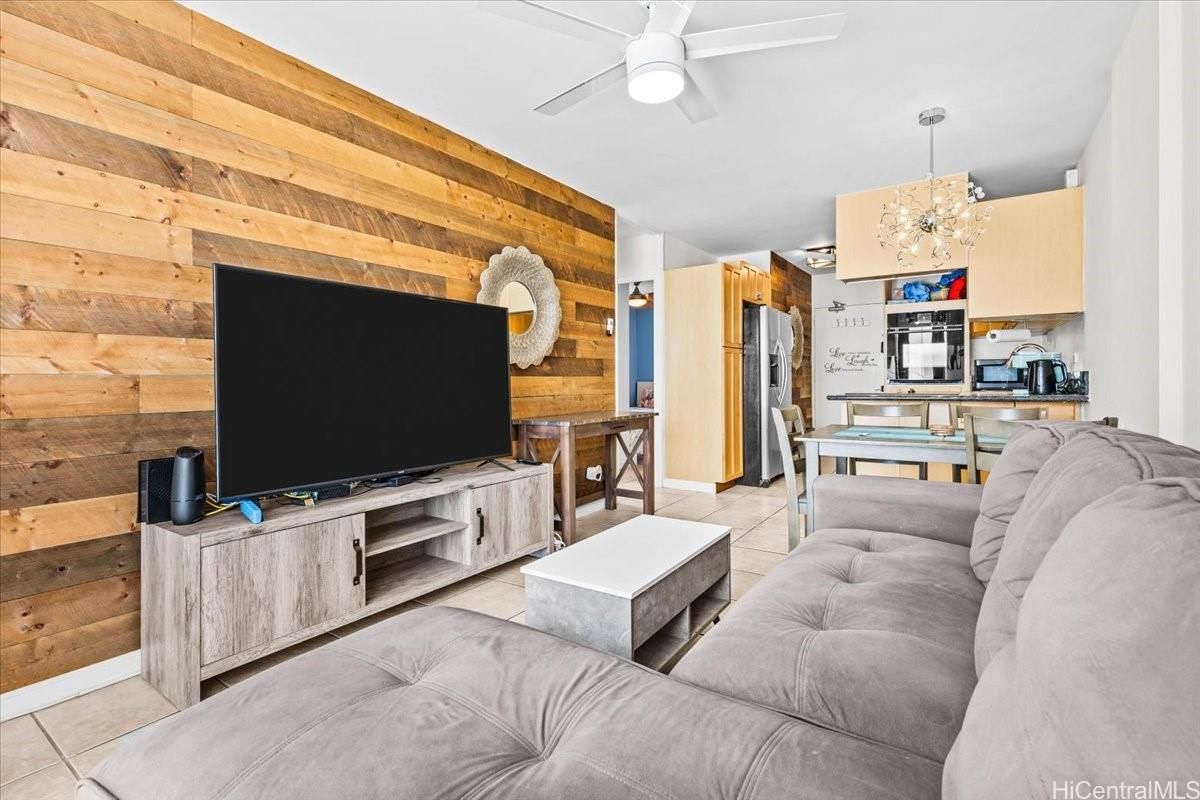 222 Kaiulani Apartments Unit 405 in WAIKIKI