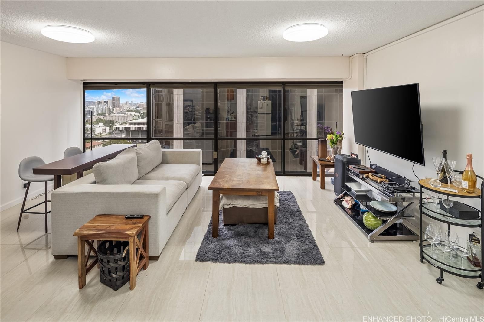 Executive Centre Unit 2210 in DOWNTOWN