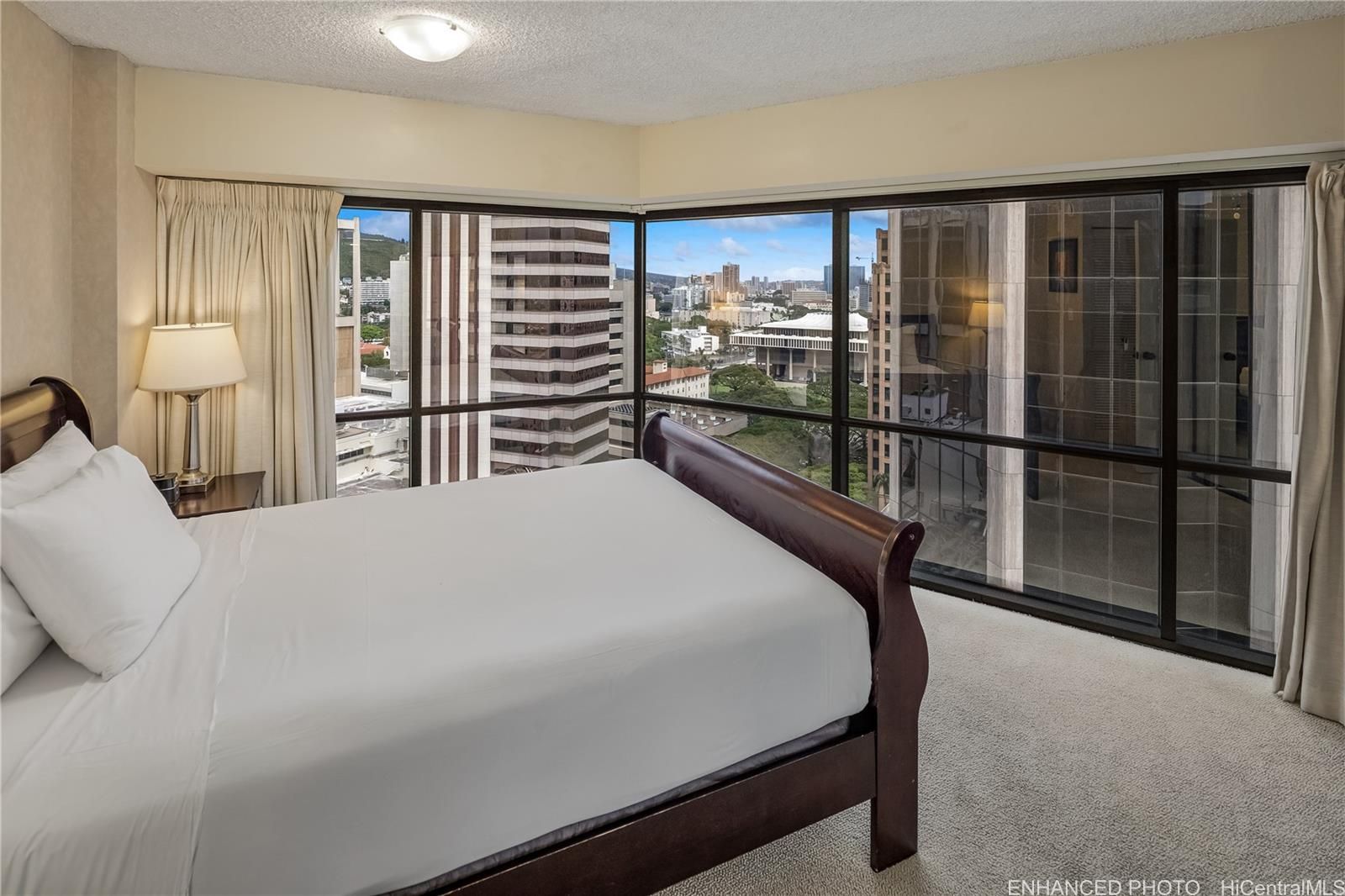 Executive Centre Unit 2110 in DOWNTOWN