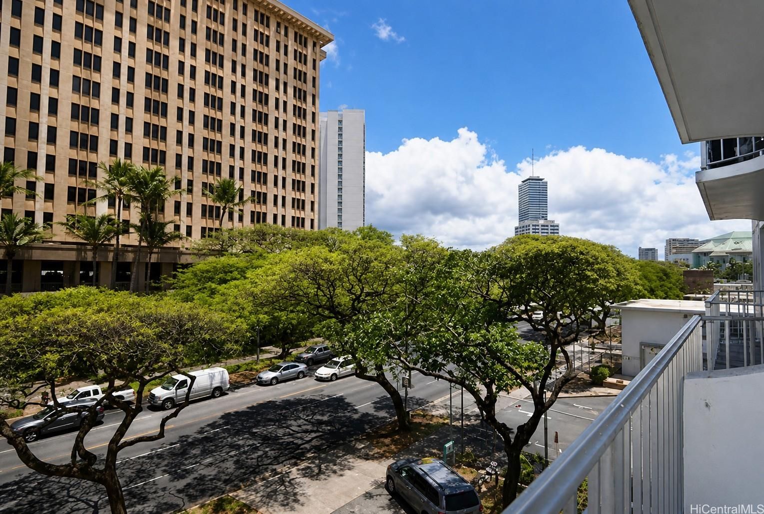 Ala Moana Tower Unit 402 in ALA MOANA