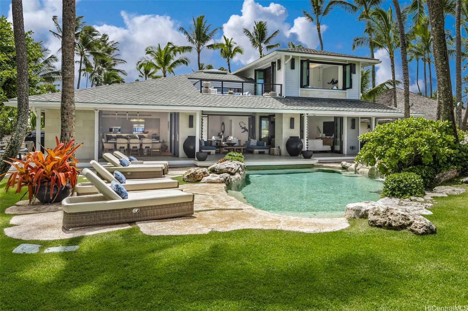200 S Kalaheo Ave , Kailua, HI, 96734 in BEACHSIDE