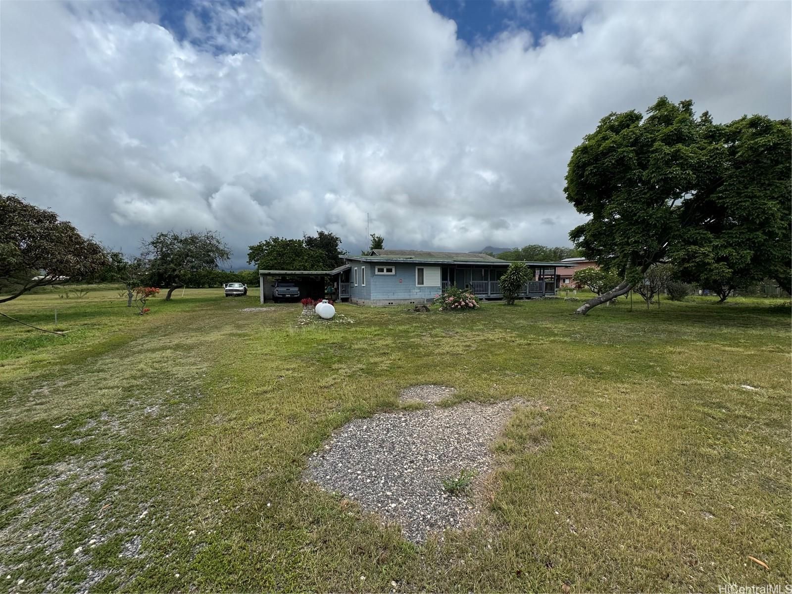 87-250 Kulaaupuni St , Waianae, HI, 96792 in MAILI