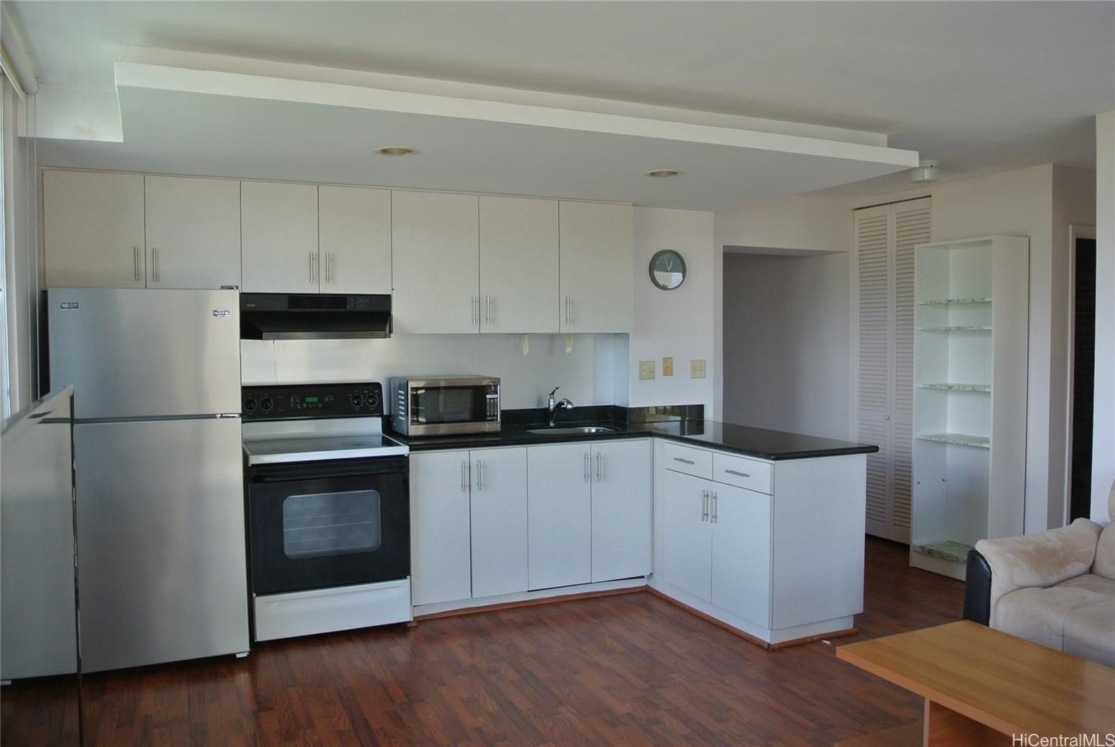 Fairway Villa Unit 1618 in WAIKIKI