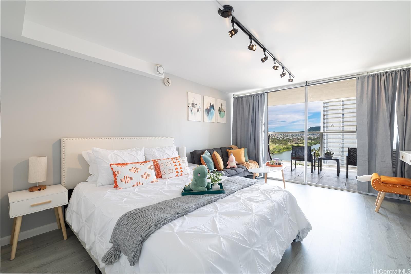 Island Colony Unit 1603 in WAIKIKI