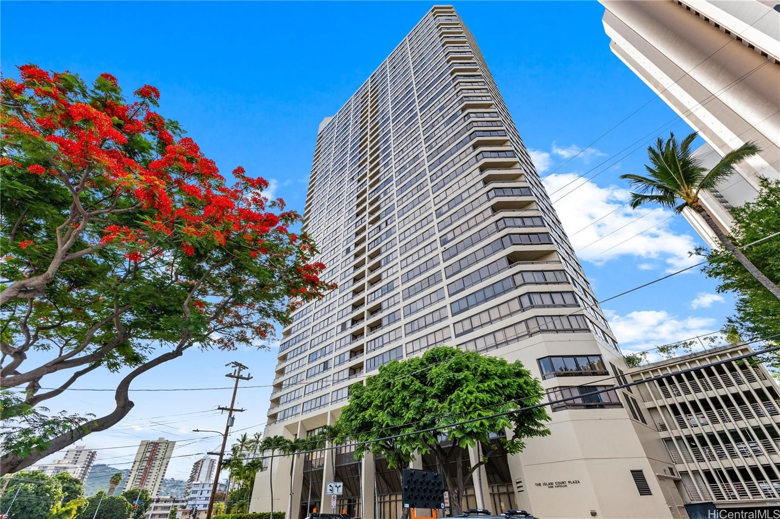 Iolani Court Plaza Unit 2604 in KAPIOLANI