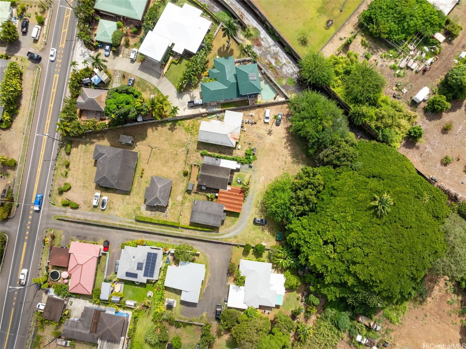 41-1702 Kalanianaole Hwy , Waimanalo, HI, 96795 in WAIMANALO