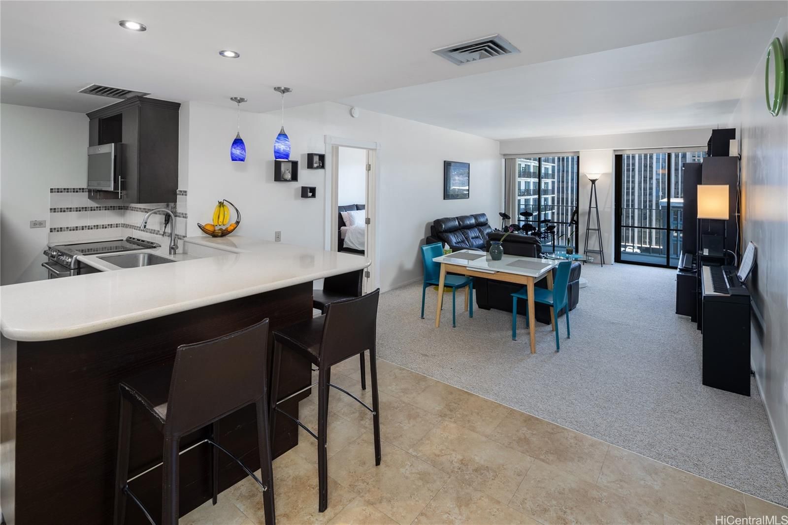 Harbor Square Unit 1505 in DOWNTOWN