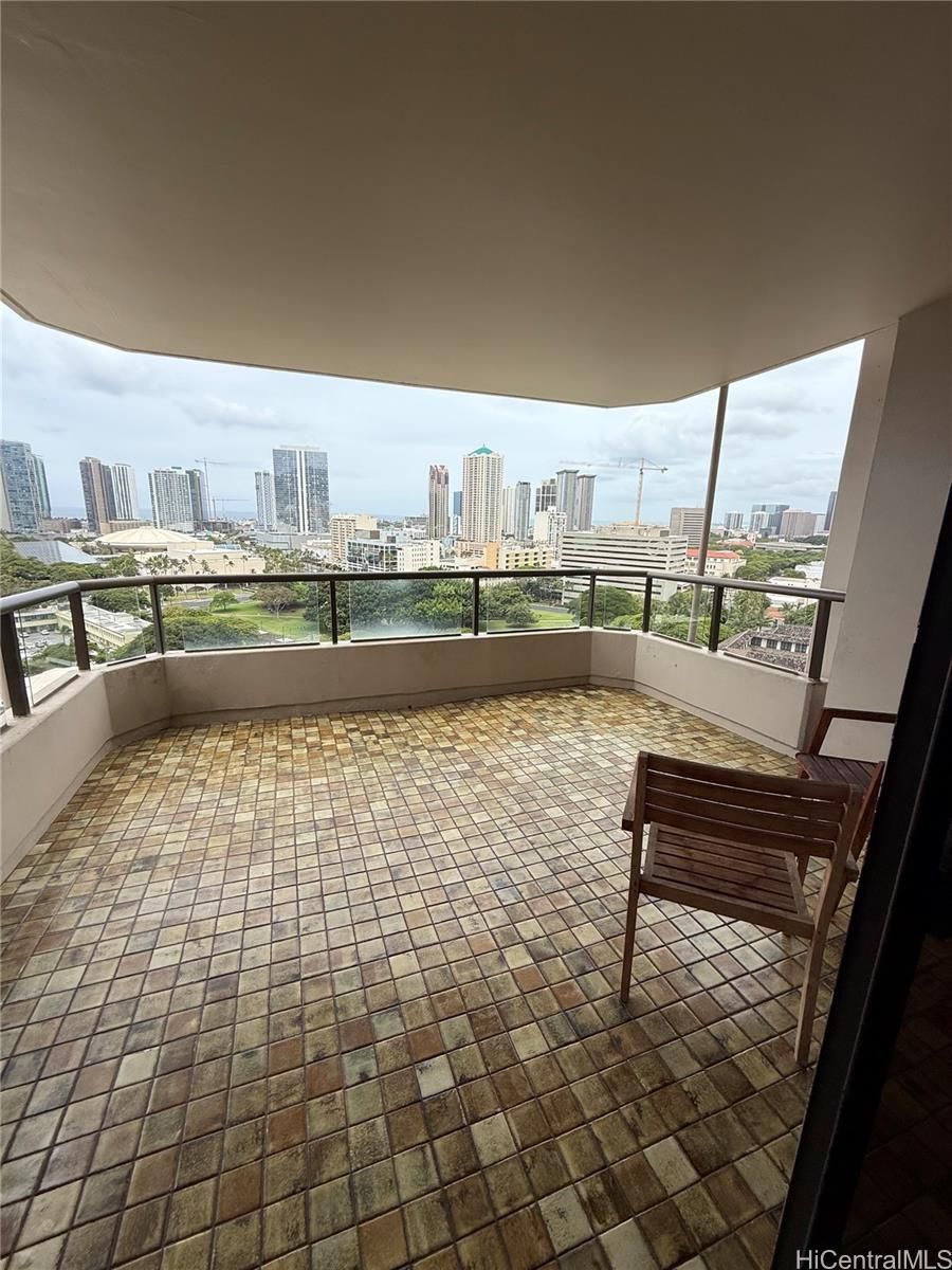 Admiral Thomas Apartments Unit 1705 in MAKIKI AREA