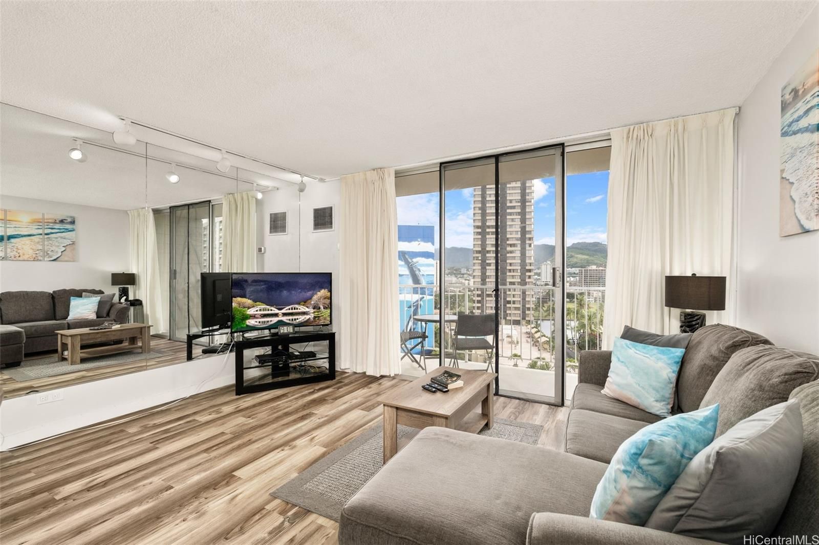 Pavilion at Waikiki Unit 1306 in WAIKIKI
