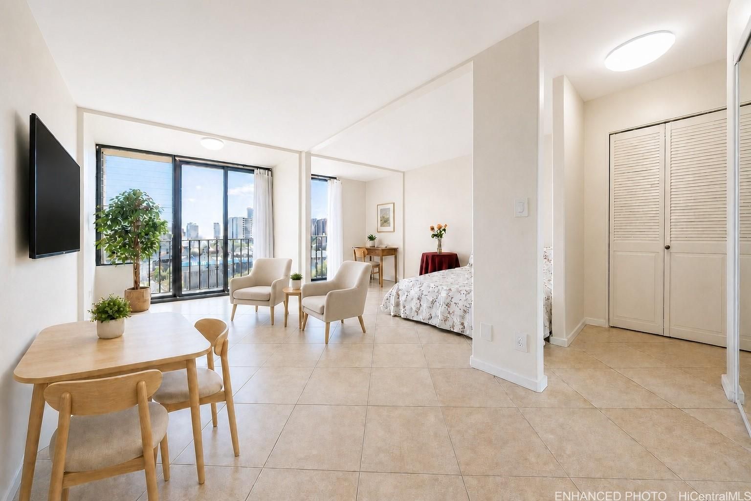 Makiki Plaza Unit 704 in MAKIKI AREA