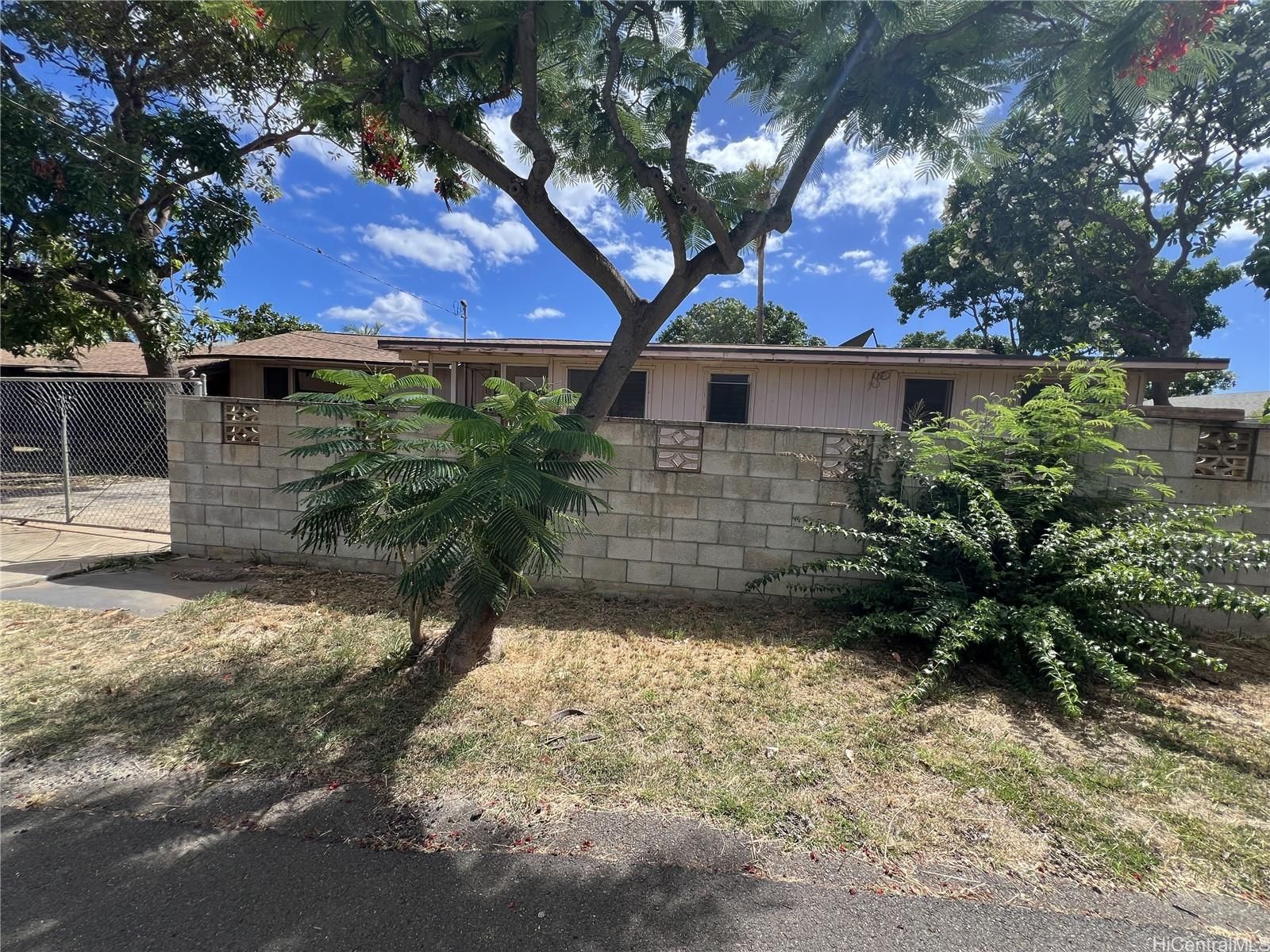 84-760 Upena St , Waianae, HI, 96792 in MAKAHA