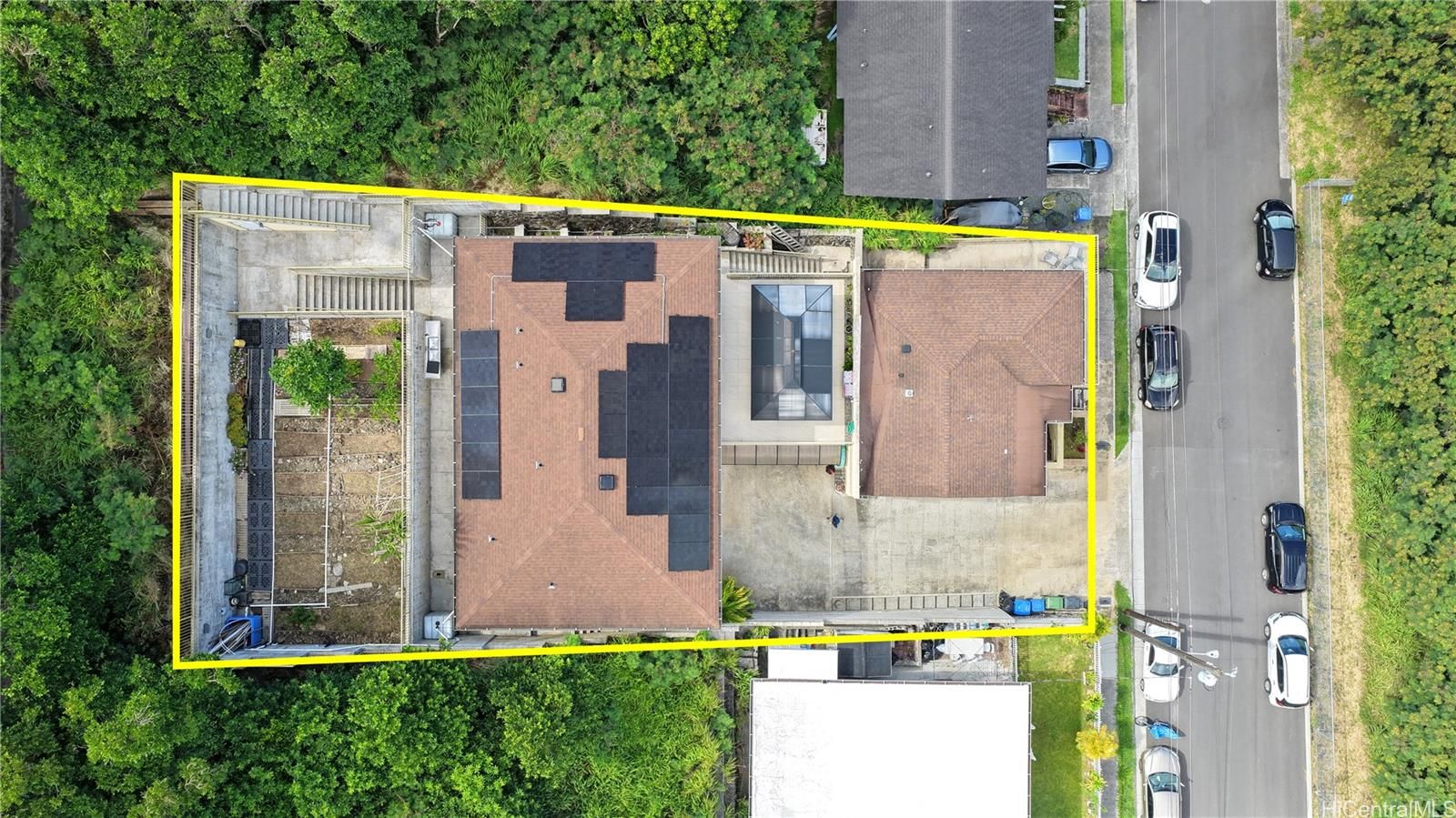 1169 Mona St , Honolulu, HI, 96821 in AINA HAINA AREA