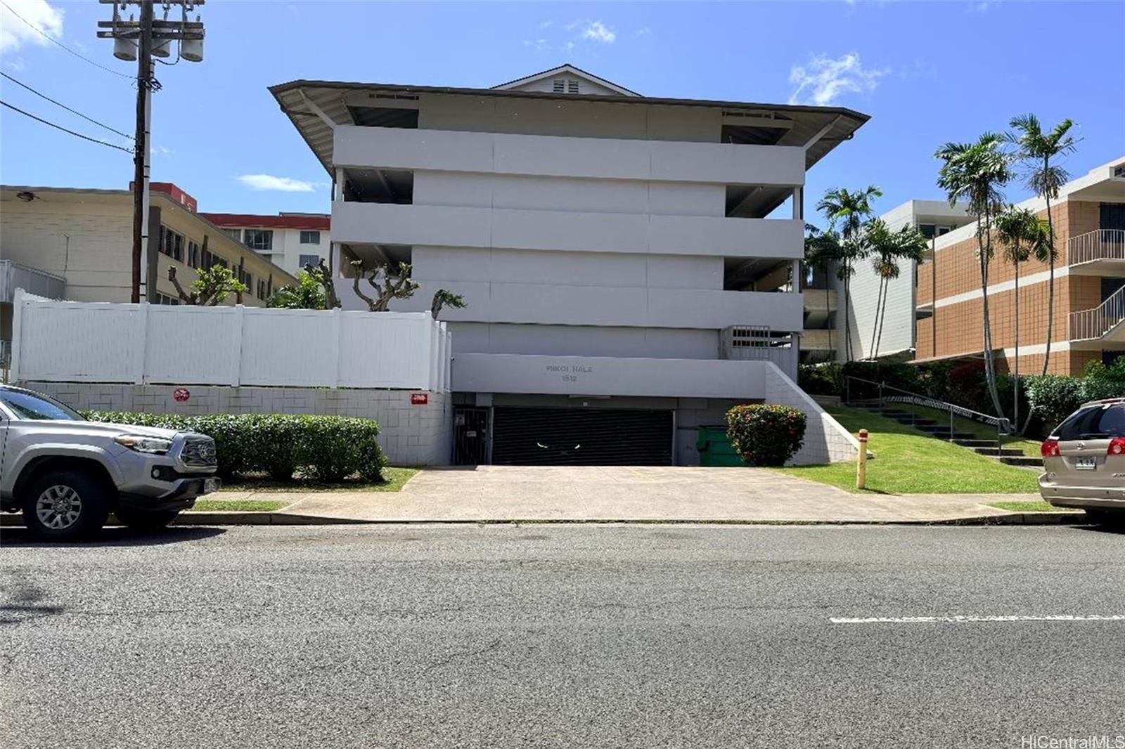 Piikoi Hale Unit 203 in MAKIKI AREA
