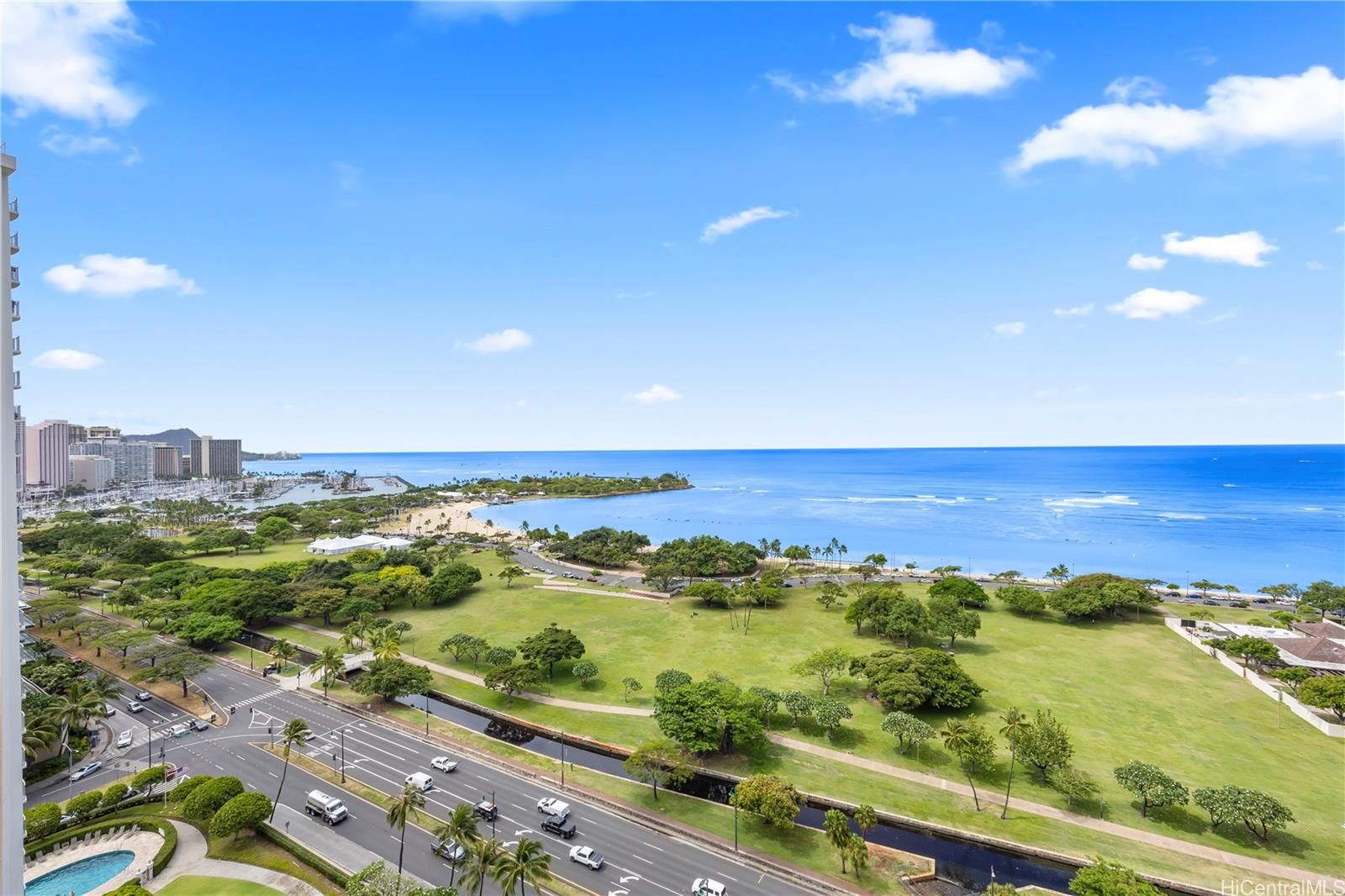 Nauru Tower Unit 2206 in KAKAAKO