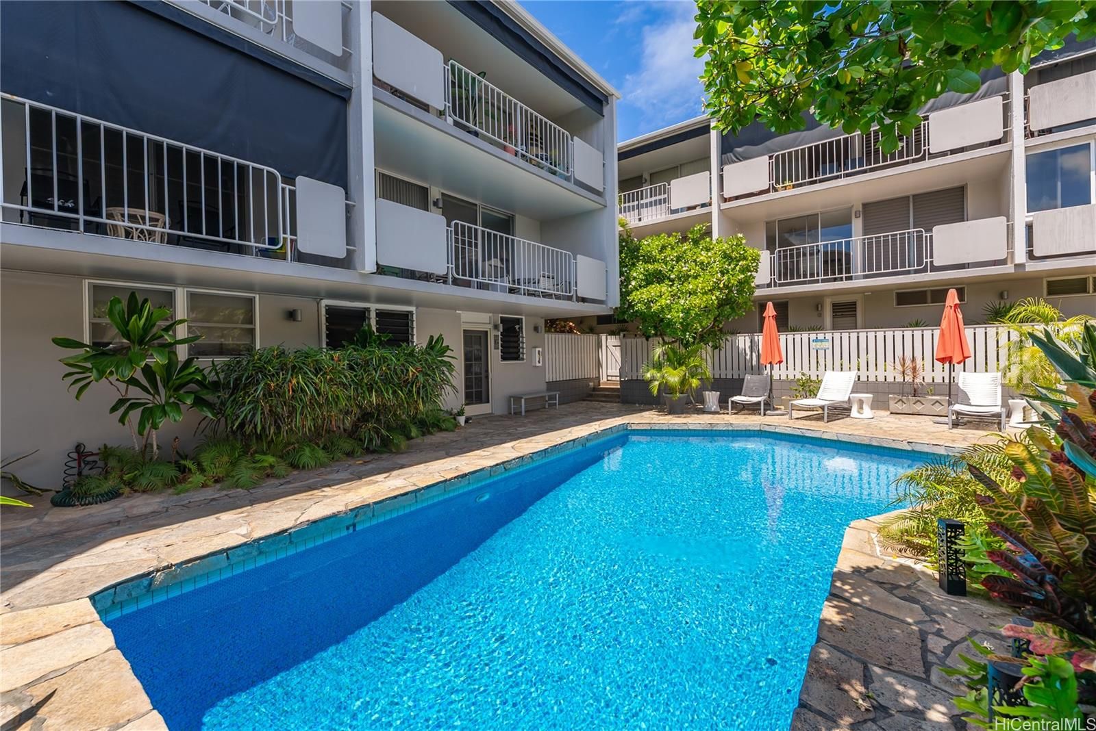 Diamond Head Terrace Unit 14 in DIAMOND HEAD