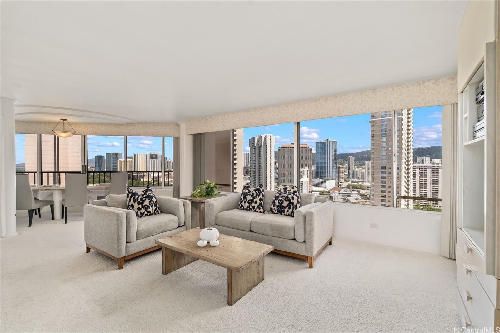Discovery Bay Unit 2504 in WAIKIKI