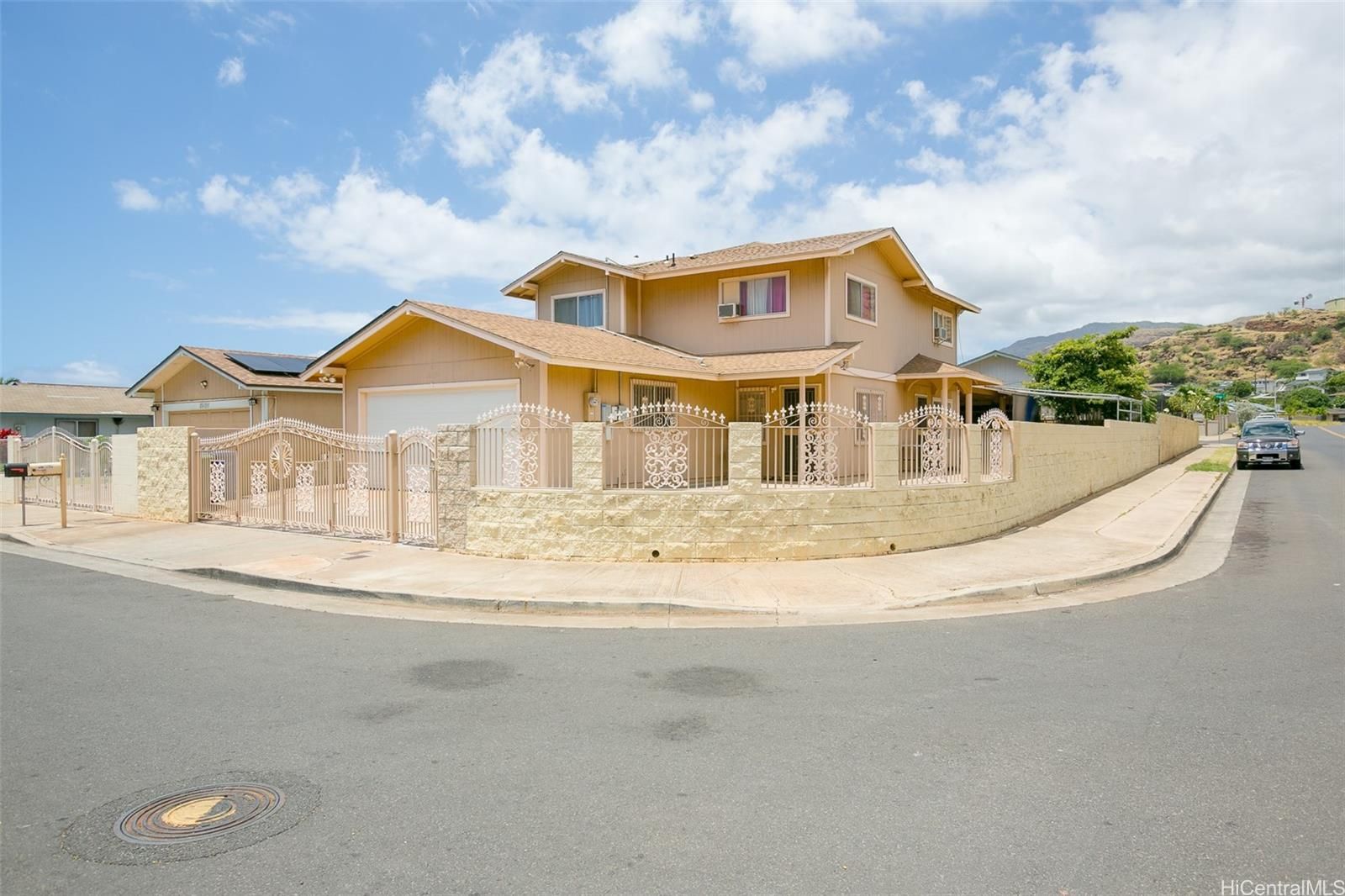 86-196 Moekolu St , Waianae, HI, 96792 in LUALUALEI