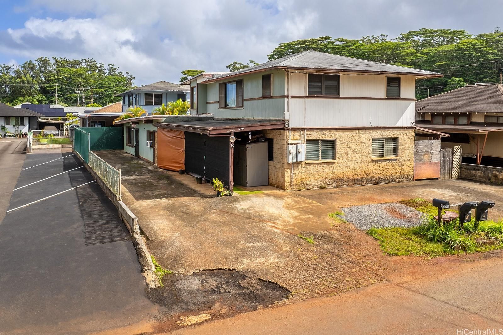 2126 California Ave , Wahiawa, HI, 96786 in WAHIAWA HEIGHTS
