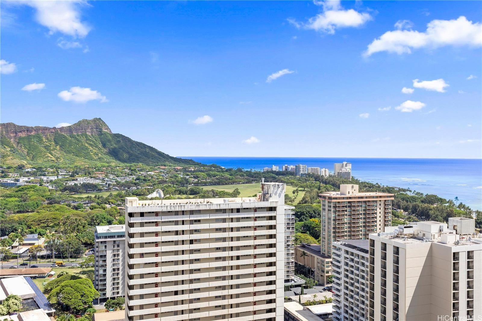 Waikiki Banyan Unit T1-3201 in WAIKIKI