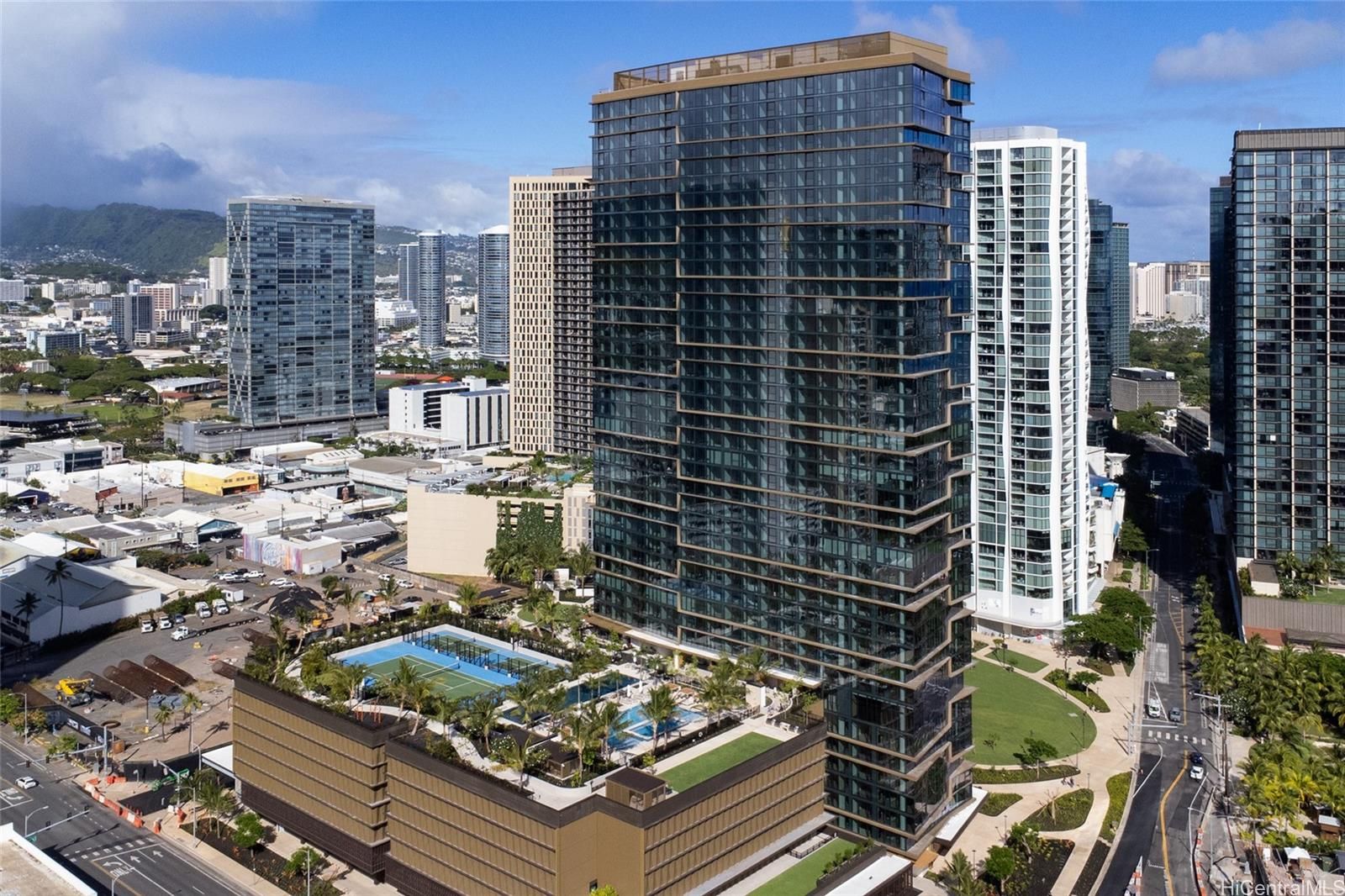 The Park Ward Village Unit 2500 in KAKAAKO