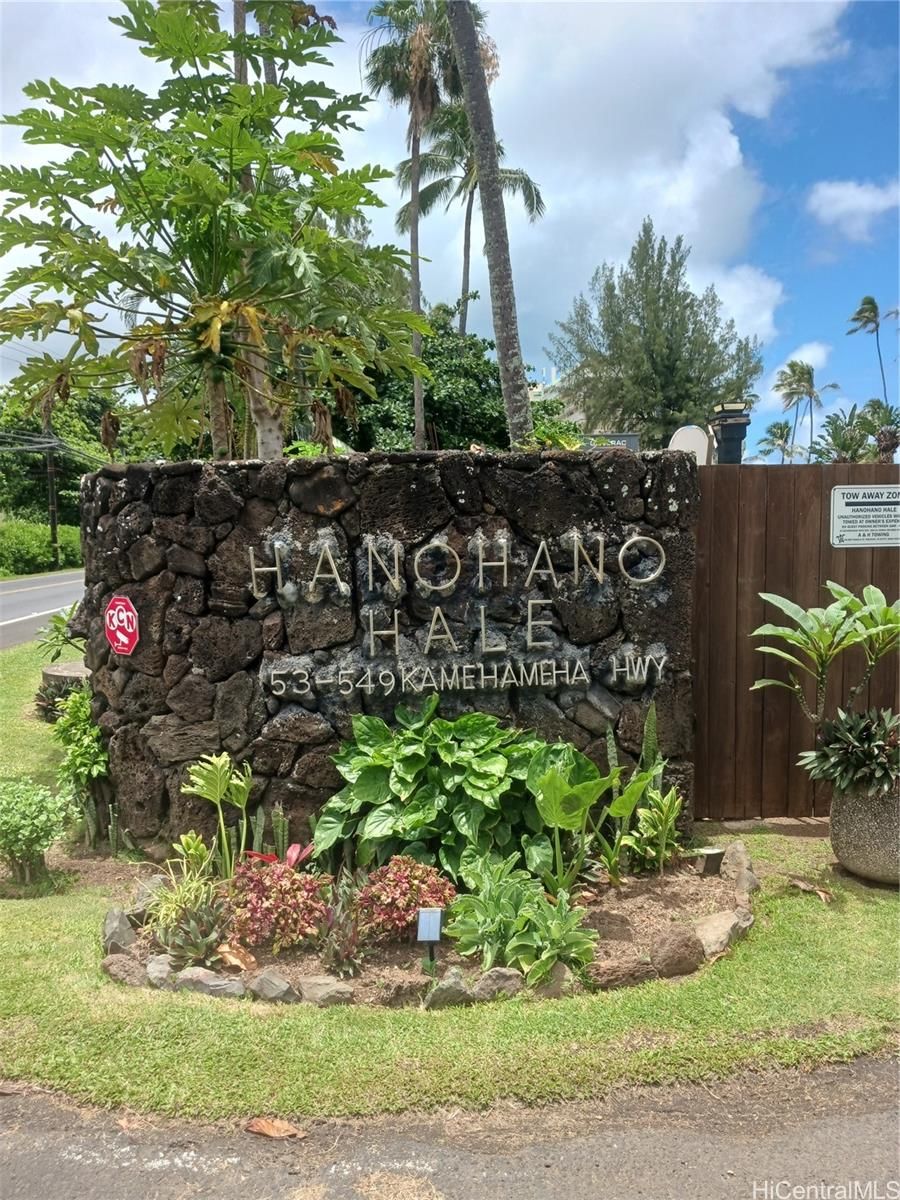 Hanohano Hale Unit 210 in PUNALUU