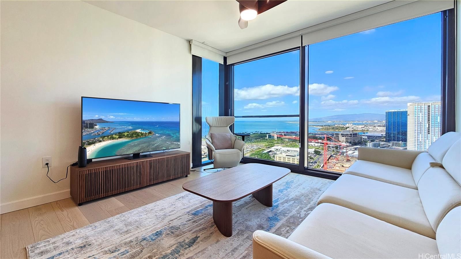 Victoria Place Unit 3107 in KAKAAKO