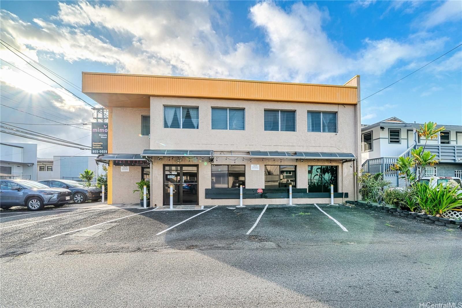 2203 Young St #1, Honolulu, HI, 96826 in MOILIILI