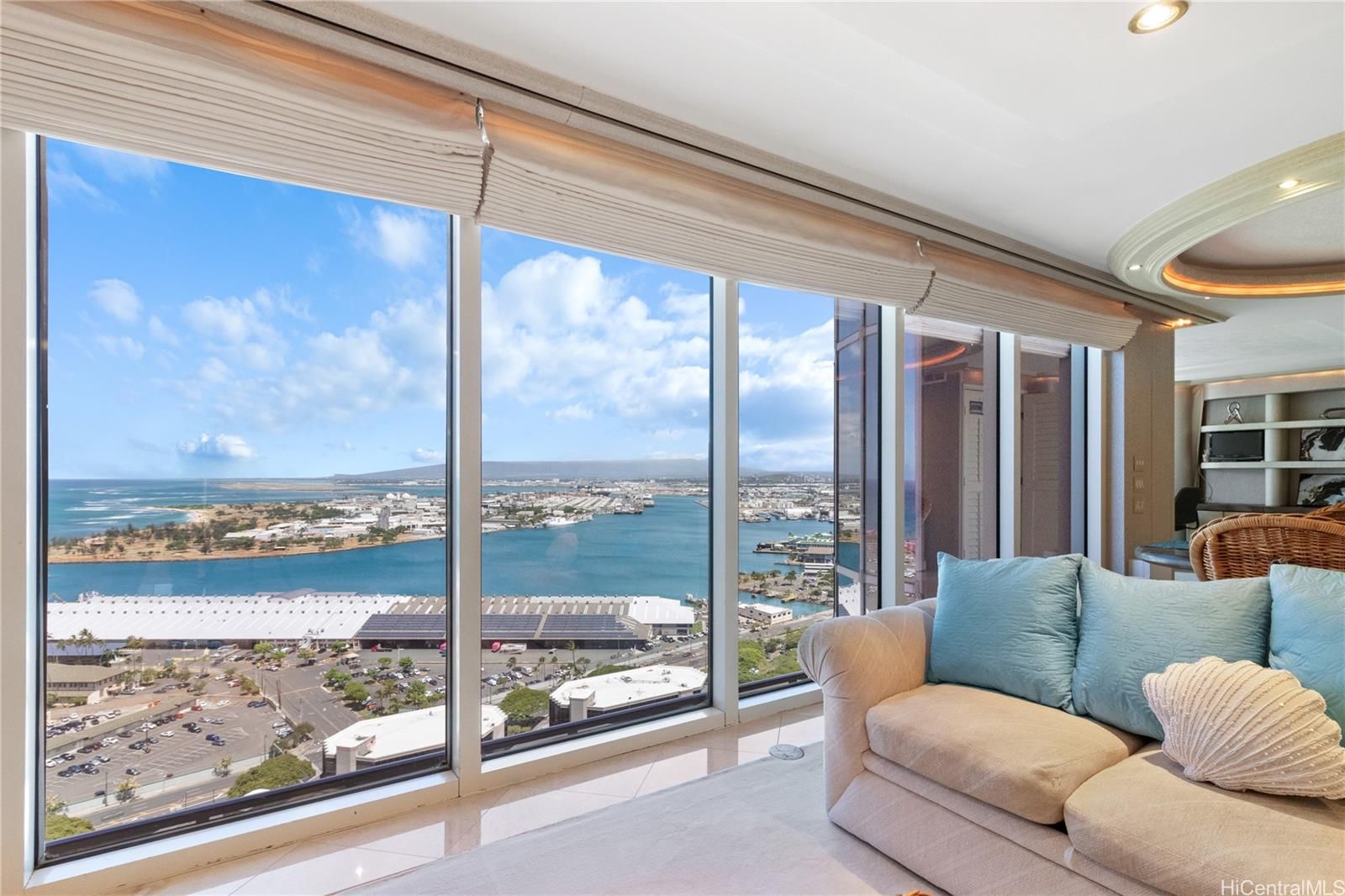 One Waterfront Tower Unit 3502 in KAKAAKO