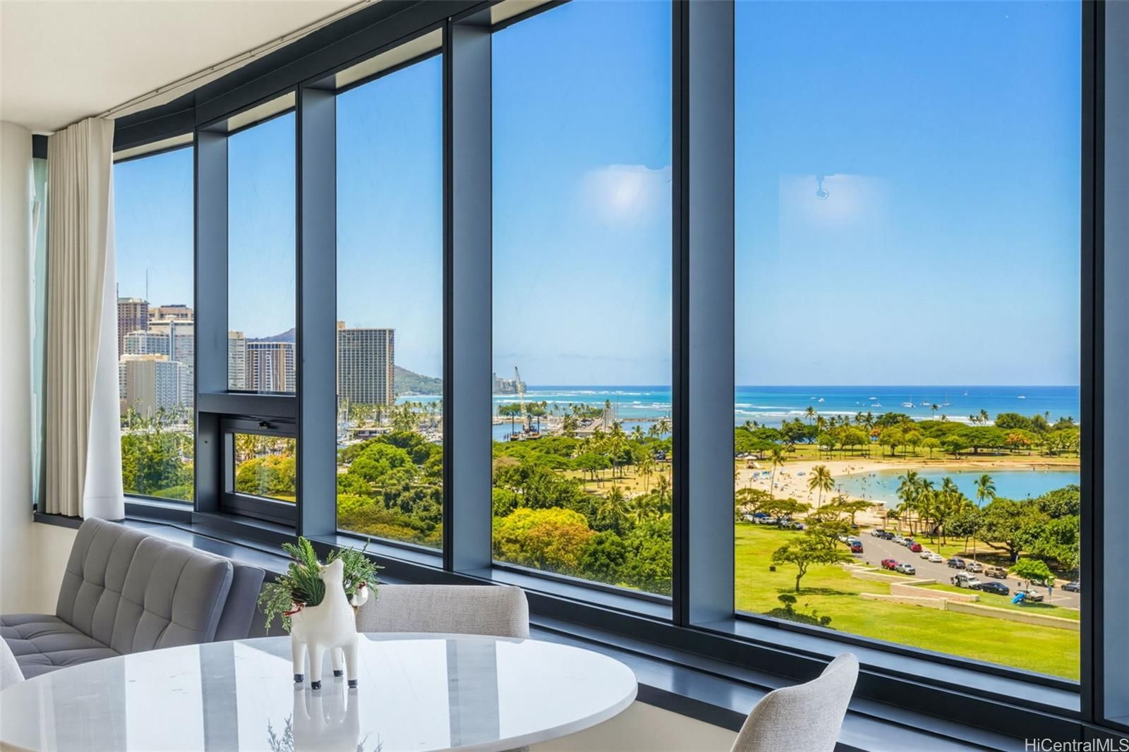 Nauru Tower Unit 1204 in KAKAAKO