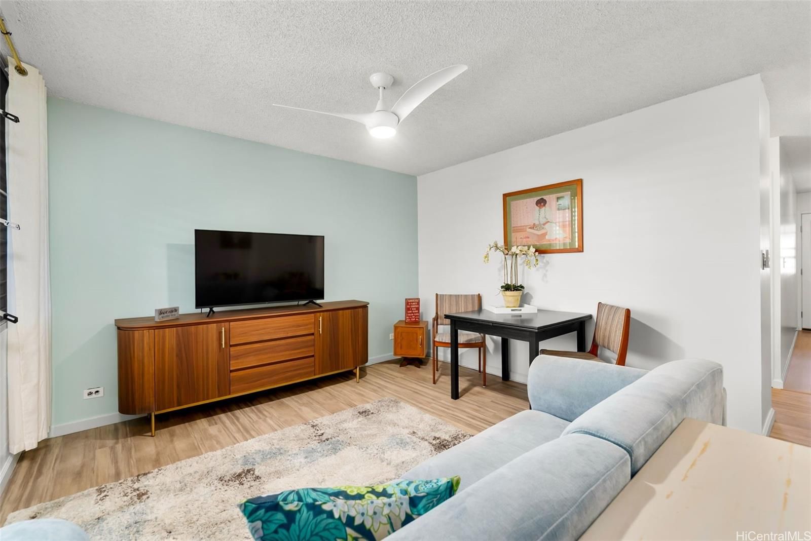 1650 Piikoi Unit 203 in MAKIKI