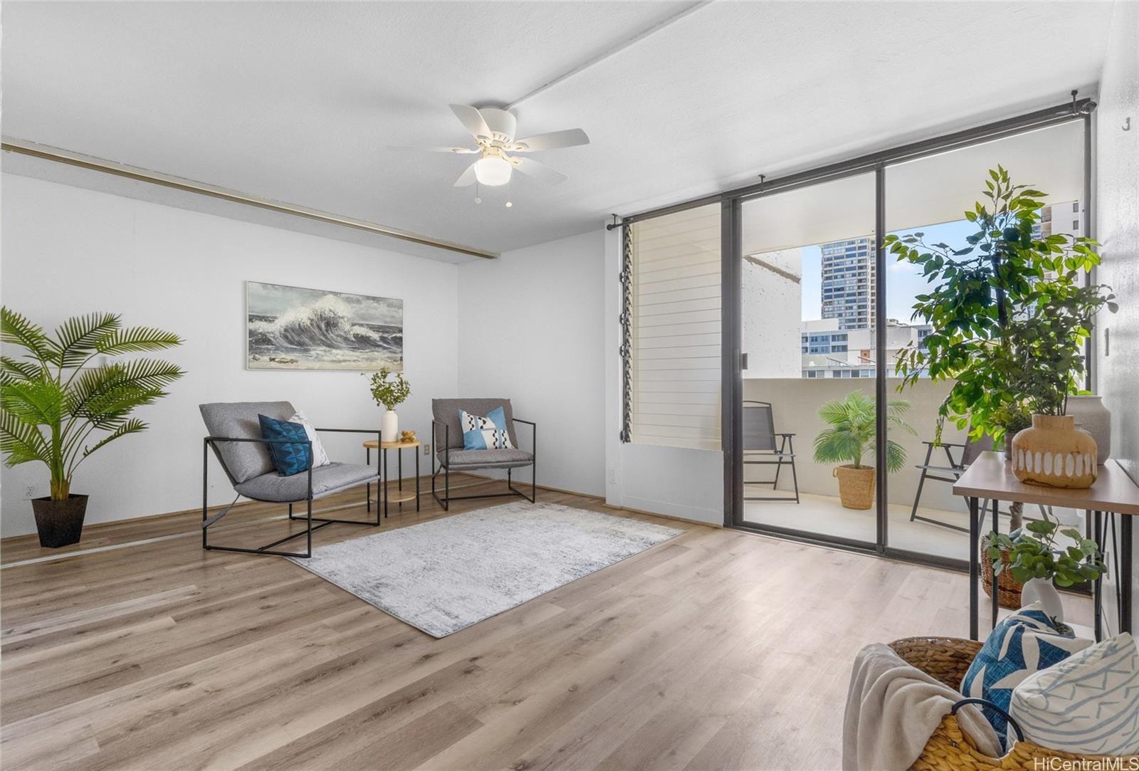 La Casa Unit 806 in WAIKIKI