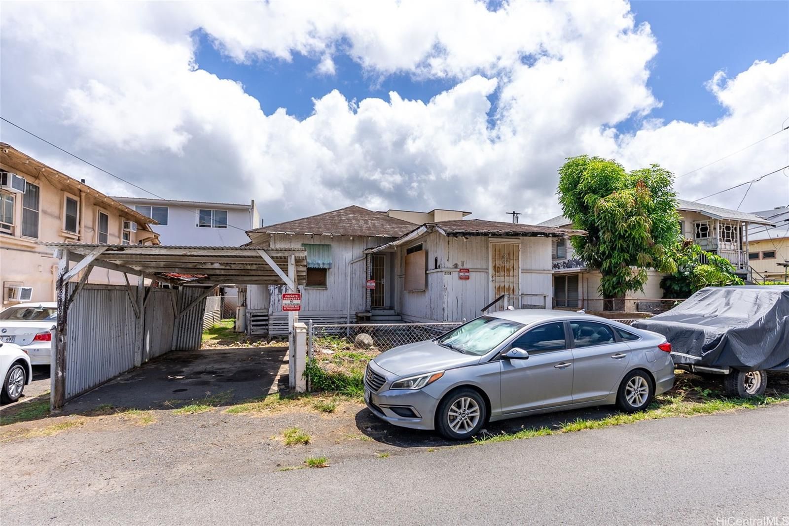 2130 Young St , Honolulu, HI, 96826 in MOILIILI