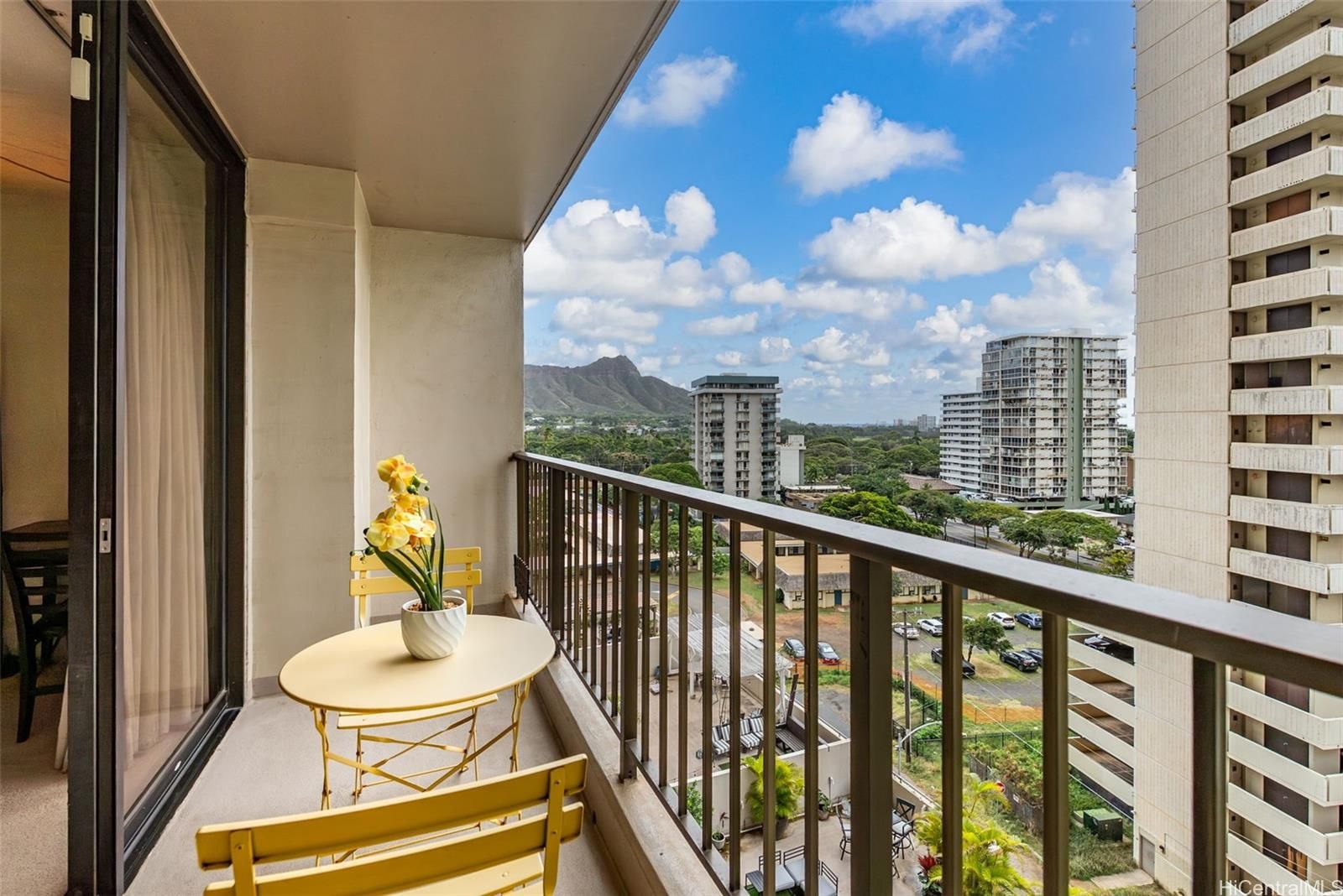 Waikiki Sunset Unit 1008 in WAIKIKI