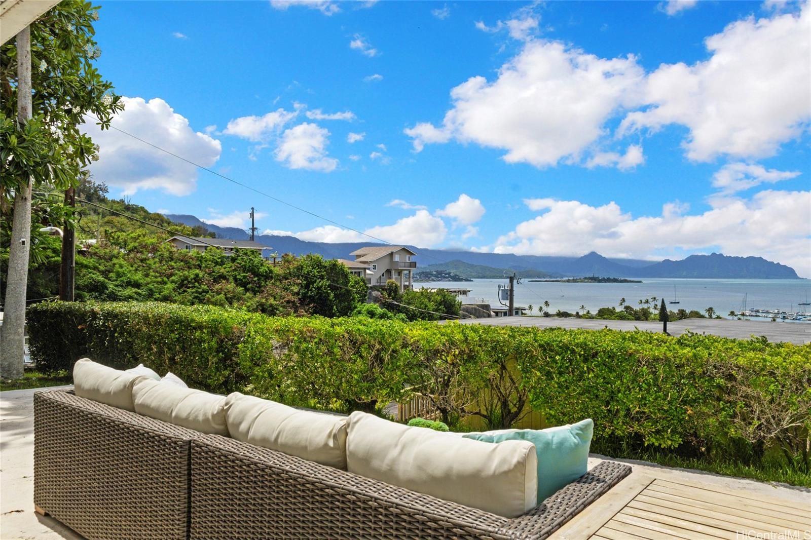 44-103 Kalenakai Pl , Kaneohe, HI, 96744 in BAY VIEW GARDEN