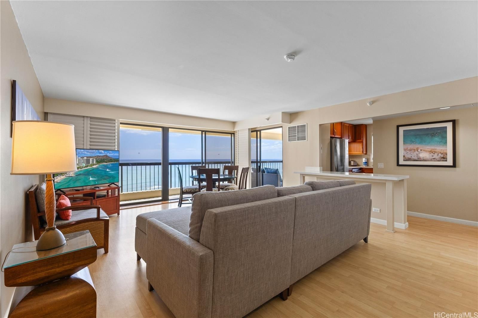 Waikiki Beach Tower Unit 2004 in WAIKIKI