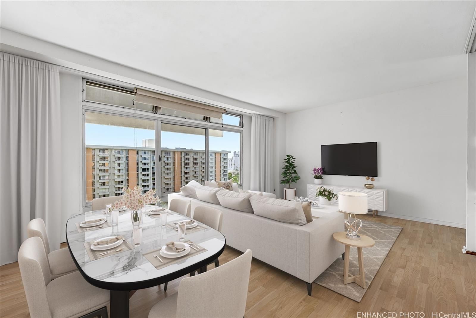 Queen Emma Gardens Unit 947 in DOWNTOWN